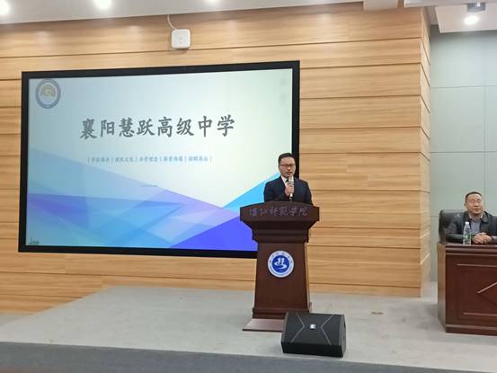 说明: 图示, 示意图
中度可信度描述已自动生成:ver1